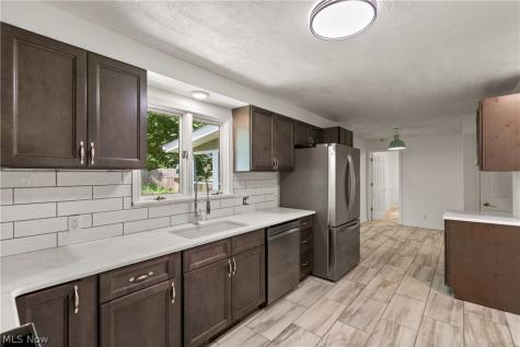 2219 34th Street NW Canton OH 44709