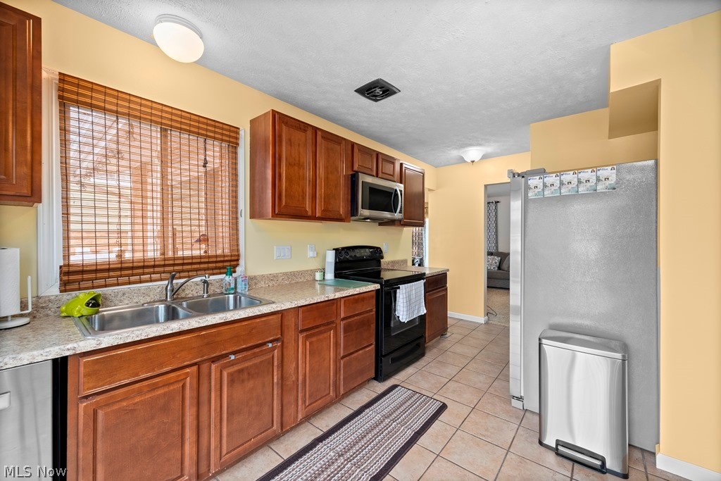6419 Hollywood Drive Parma OH 44129