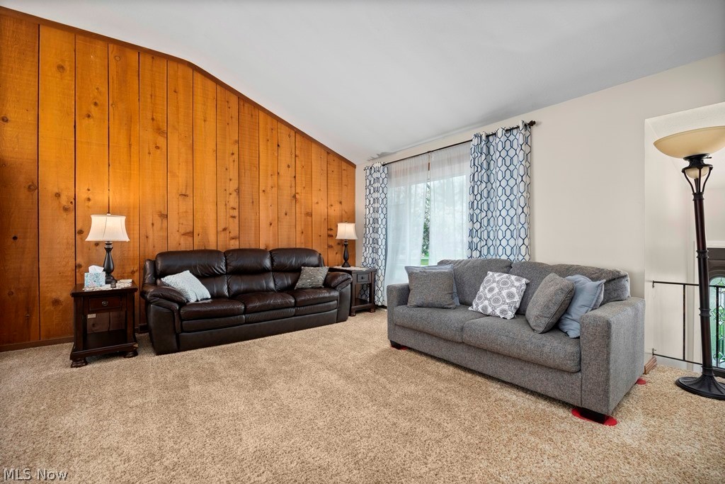 6419 Hollywood Drive Parma OH 44129