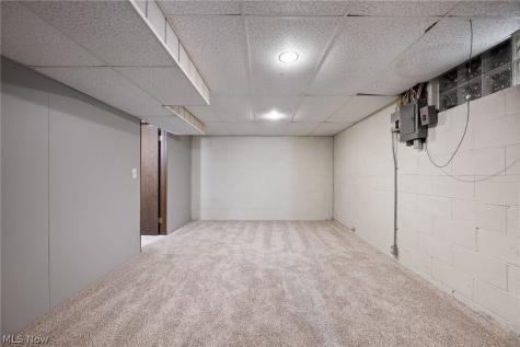 8311 Parkford Street NW Massillon OH 44646