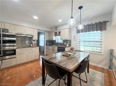8124 Forest Court N North Royalton OH 44133