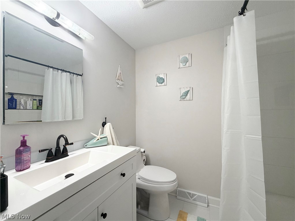 8124 Forest Court N North Royalton OH 44133
