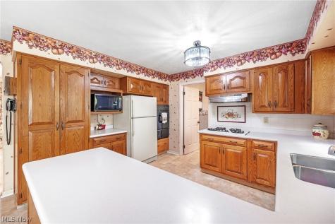 25924 Melibee Drive Westlake OH 44145