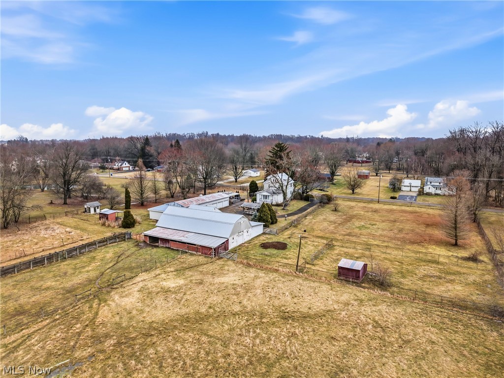8539 Schubert Avenue NE Alliance OH 44601
