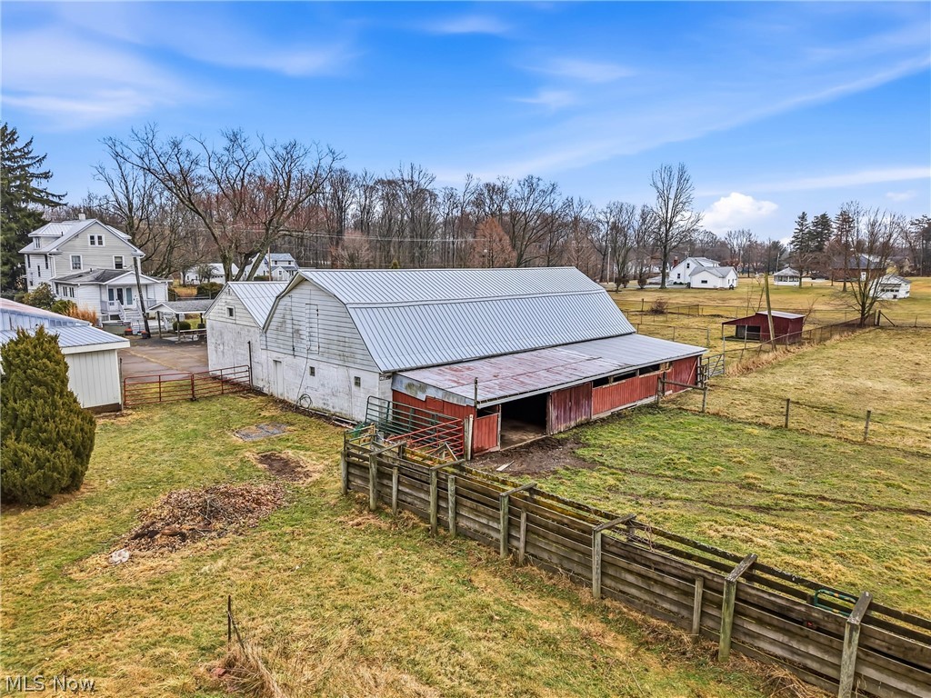 8539 Schubert Avenue NE Alliance OH 44601