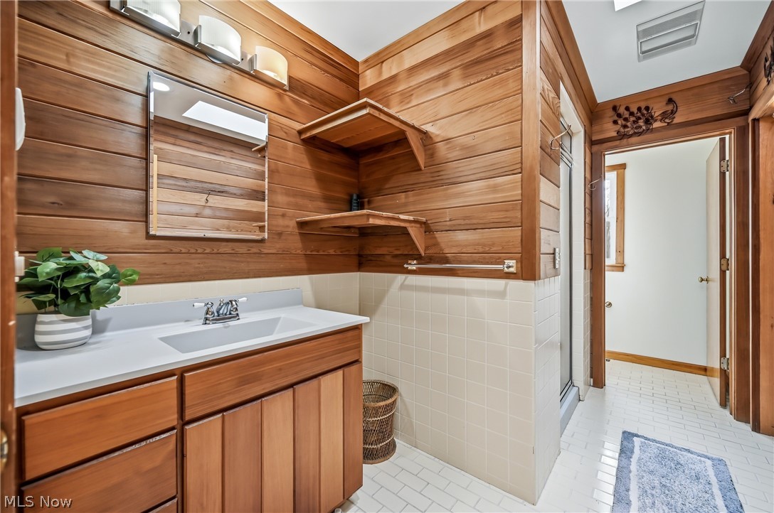 8539 Schubert Avenue NE Alliance OH 44601