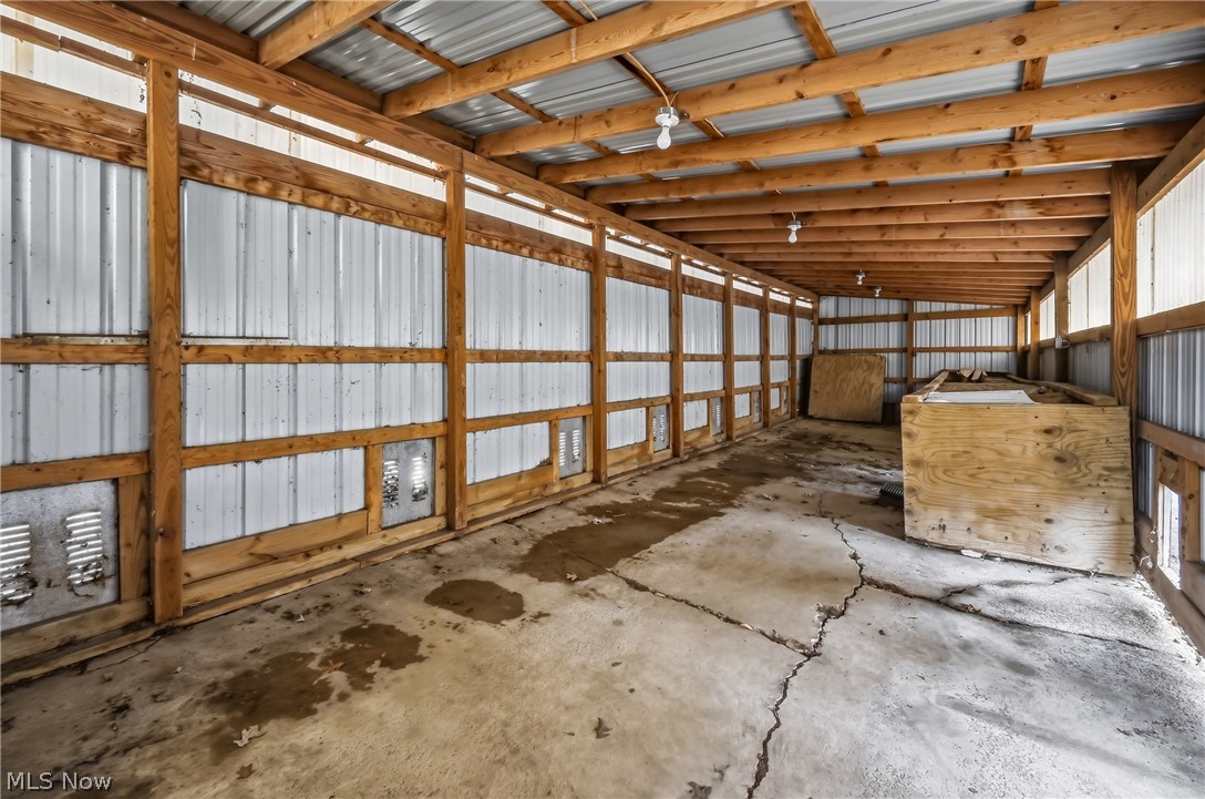 8539 Schubert Avenue NE Alliance OH 44601