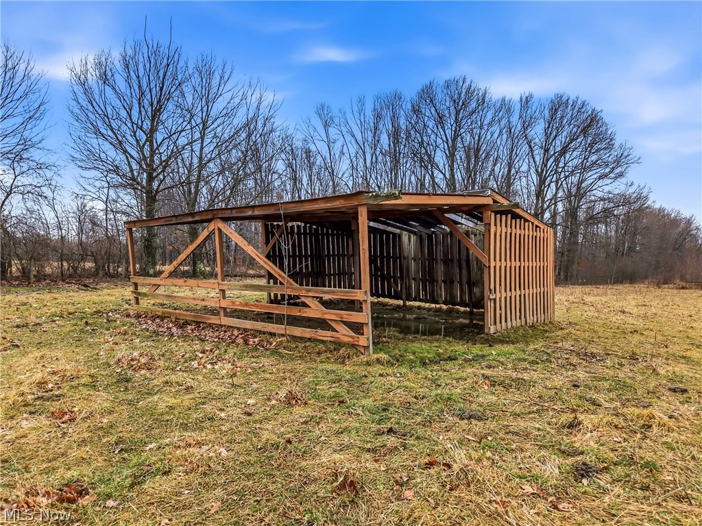 8539 Schubert Avenue NE Alliance OH 44601