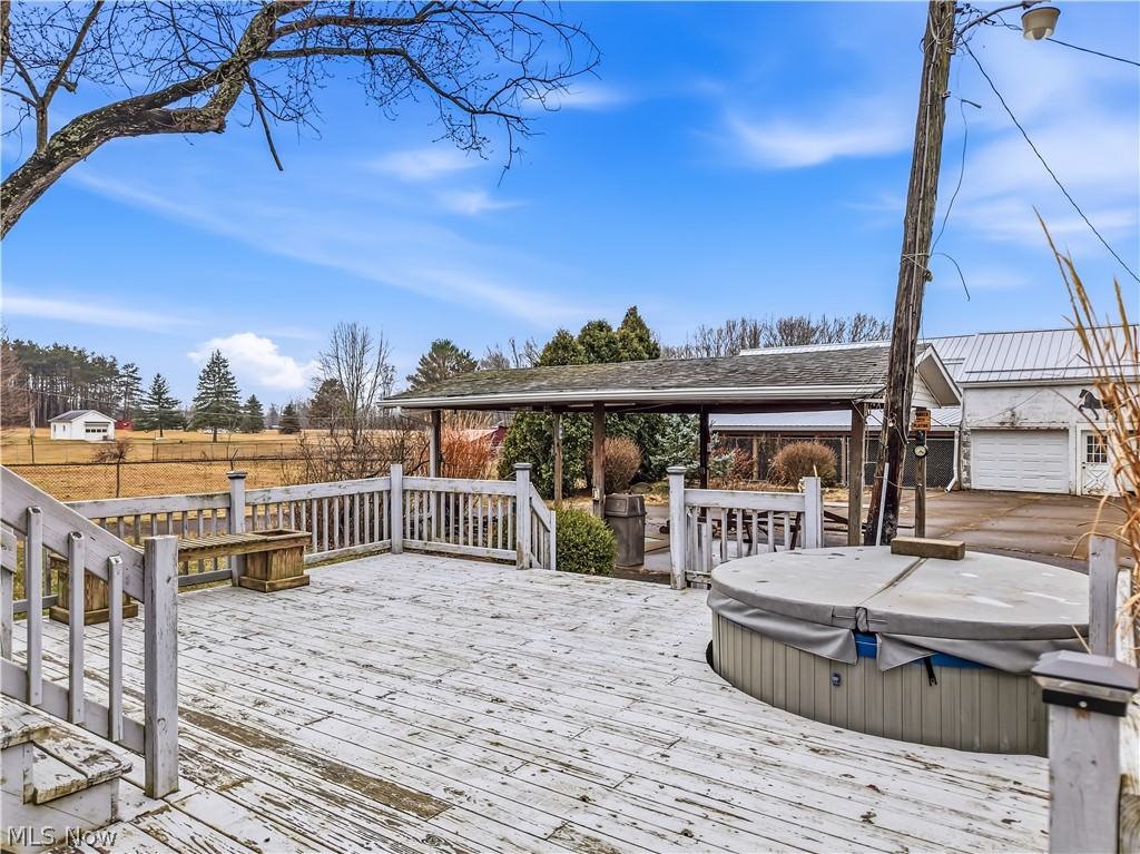 8539 Schubert Avenue NE Alliance OH 44601