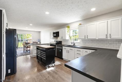 1185 Coventry Street Akron OH 44306