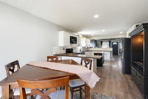 1185 Coventry Street Akron OH 44306