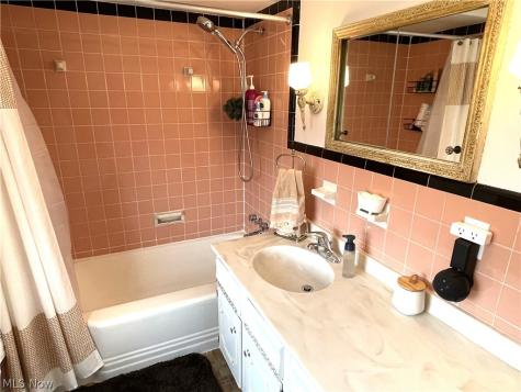 1436 Belrose Road Mayfield Heights OH 44124