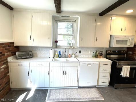 1436 Belrose Road Mayfield Heights OH 44124