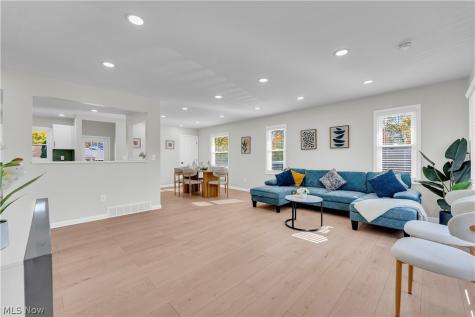 6531 Mariana Drive Parma Heights OH 44130