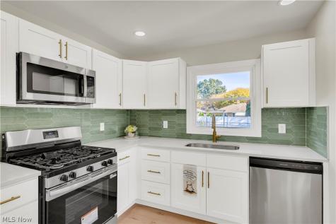 6531 Mariana Drive Parma Heights OH 44130