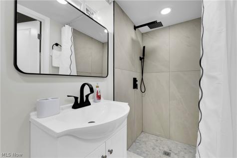 6531 Mariana Drive Parma Heights OH 44130