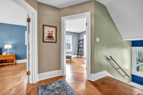 2885 Edgehill Road Cleveland Heights OH 44118