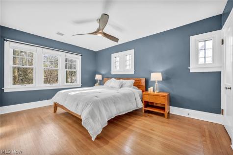2885 Edgehill Road Cleveland Heights OH 44118