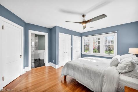 2885 Edgehill Road Cleveland Heights OH 44118