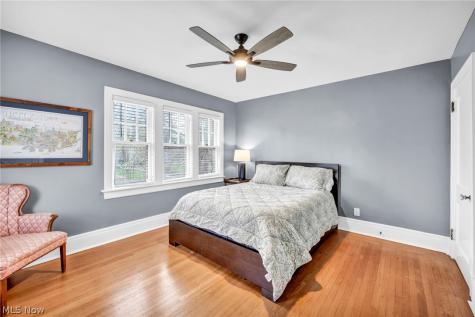 2885 Edgehill Road Cleveland Heights OH 44118