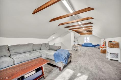 2885 Edgehill Road Cleveland Heights OH 44118