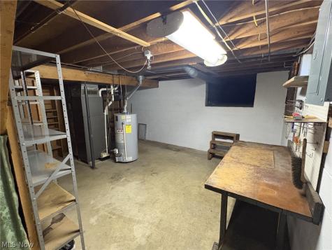 549 NW Montrose Avenue NW Massillon OH 44646