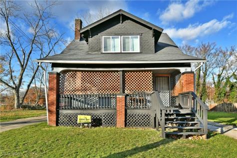 32 E Avondale Avenue Youngstown OH 44507