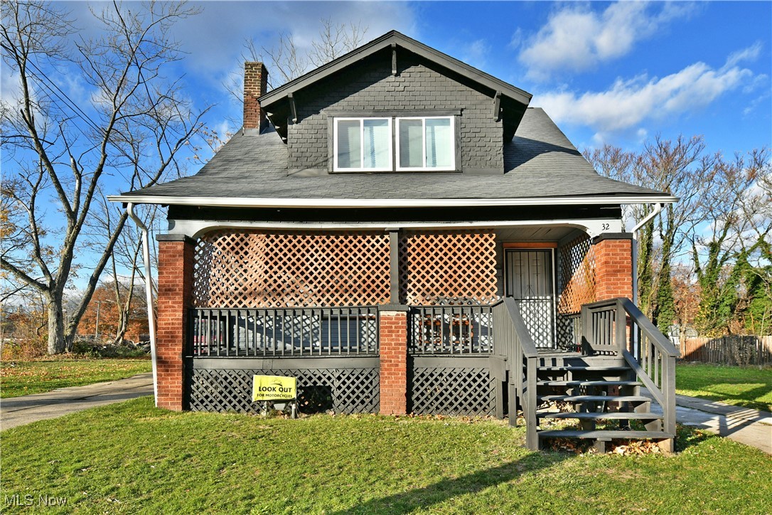 32 E Avondale Avenue Youngstown OH 44507