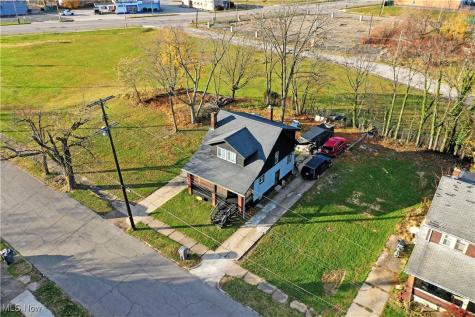 32 E Avondale Avenue Youngstown OH 44507