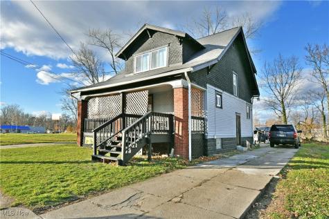32 E Avondale Avenue Youngstown OH 44507