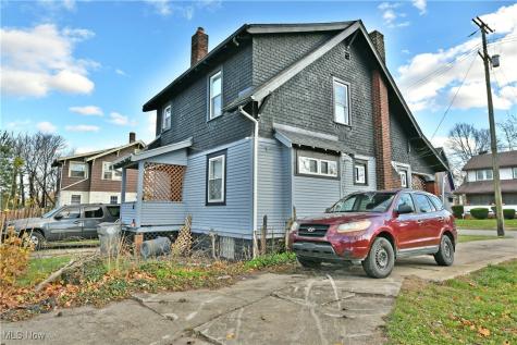 32 E Avondale Avenue Youngstown OH 44507