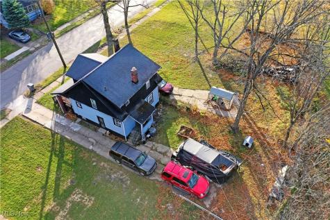 32 E Avondale Avenue Youngstown OH 44507