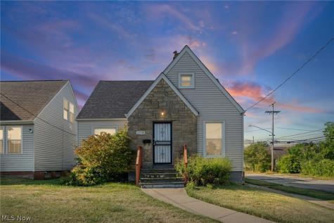 16102 Talford Avenue Cleveland OH 44128