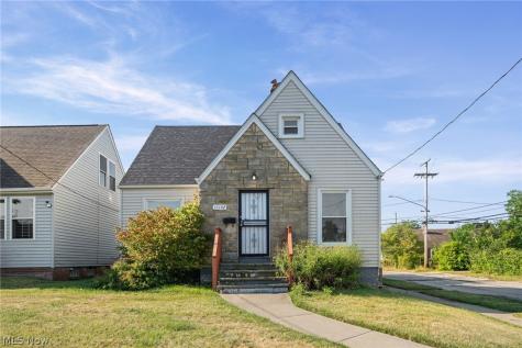 16102 Talford Avenue Cleveland OH 44128