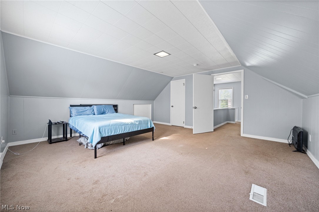 16102 Talford Avenue Cleveland OH 44128