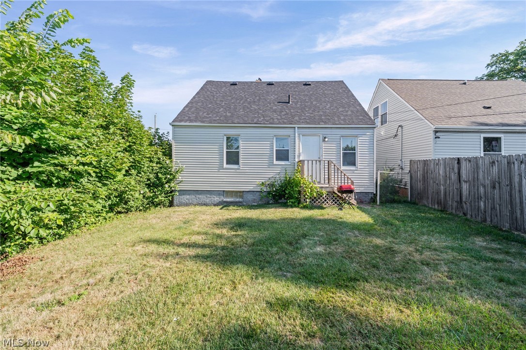 16102 Talford Avenue Cleveland OH 44128