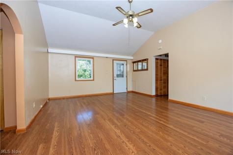 9975 Silvercreek Road Wadsworth OH 44281