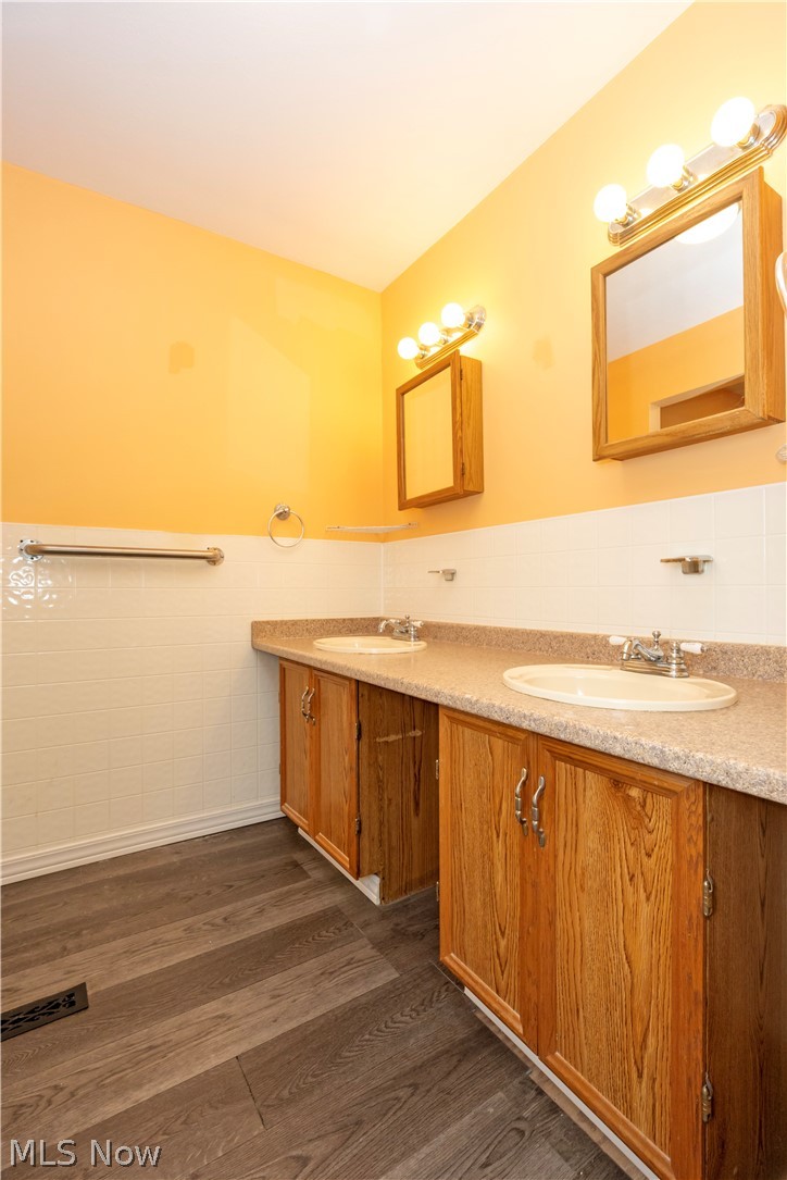 9975 Silvercreek Road Wadsworth OH 44281