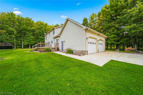 2009 Clay Road Dorset OH 44032