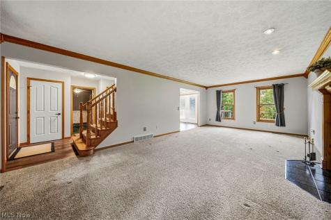 2009 Clay Road Dorset OH 44032
