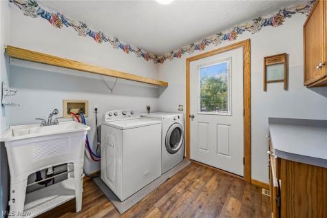2009 Clay Road Dorset OH 44032