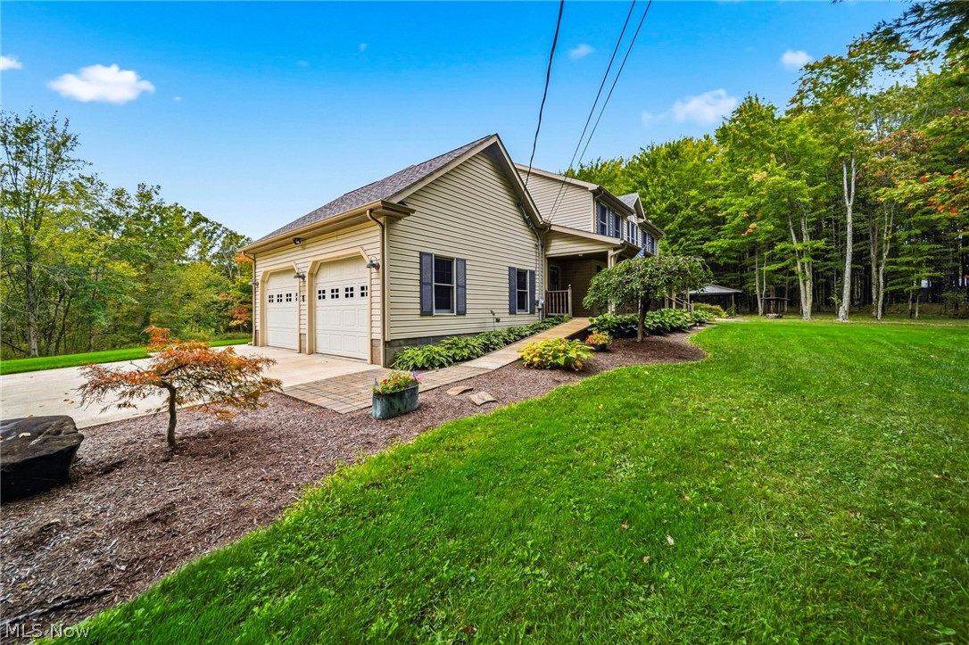 2009 Clay Road Dorset OH 44032