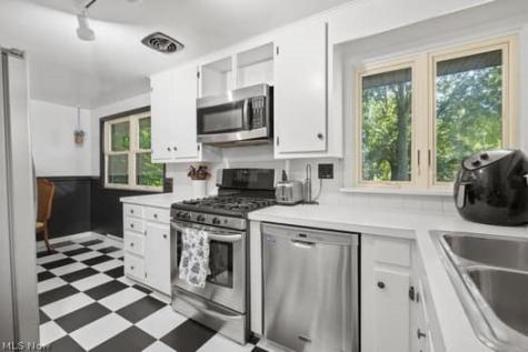 437 Bicksler Drive Wadsworth OH 44281