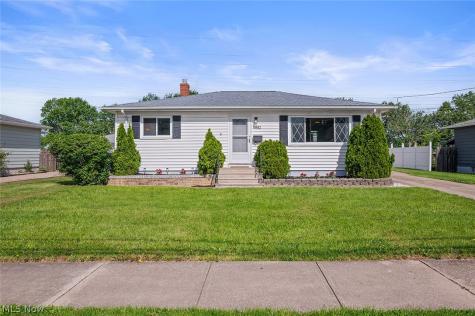 5882 Middlebrook Boulevard Brook Park OH 44142