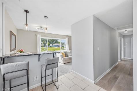 5882 Middlebrook Boulevard Brook Park OH 44142