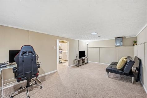 5882 Middlebrook Boulevard Brook Park OH 44142
