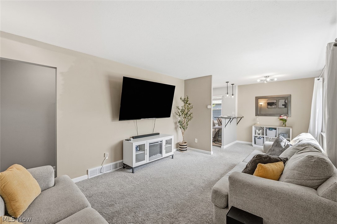 5882 Middlebrook Boulevard Brook Park OH 44142