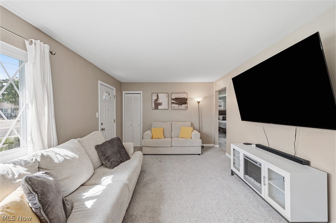5882 Middlebrook Boulevard Brook Park OH 44142