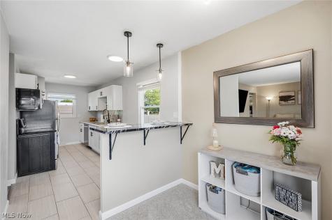 5882 Middlebrook Boulevard Brook Park OH 44142