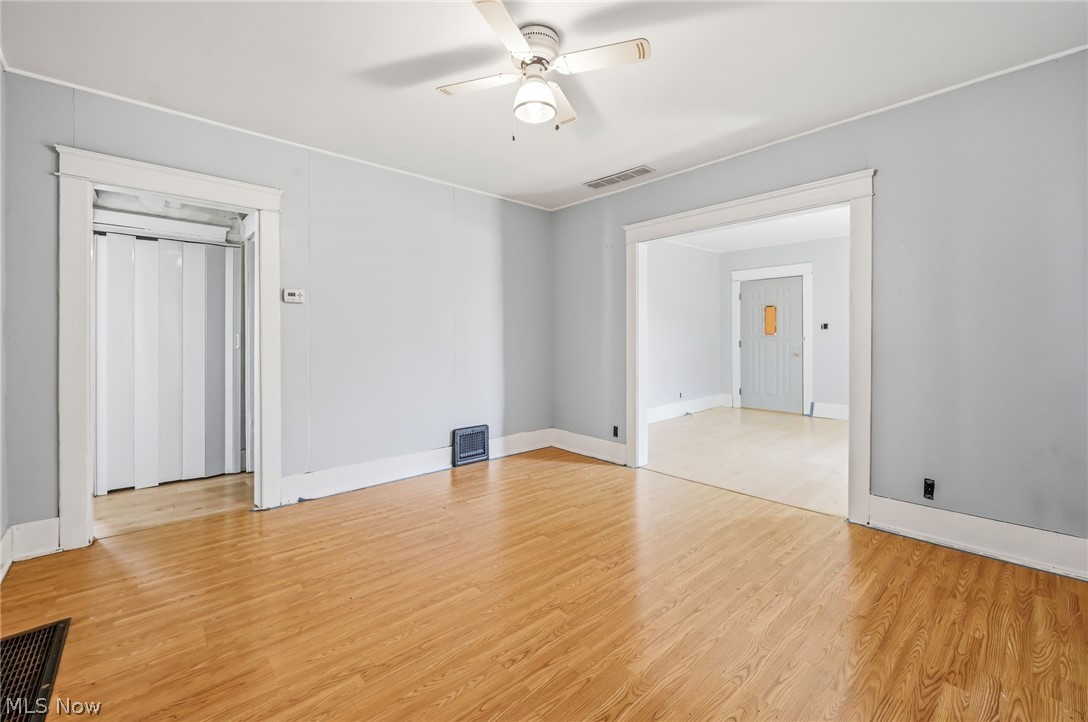 2645 Draper Street SE Warren OH 44484